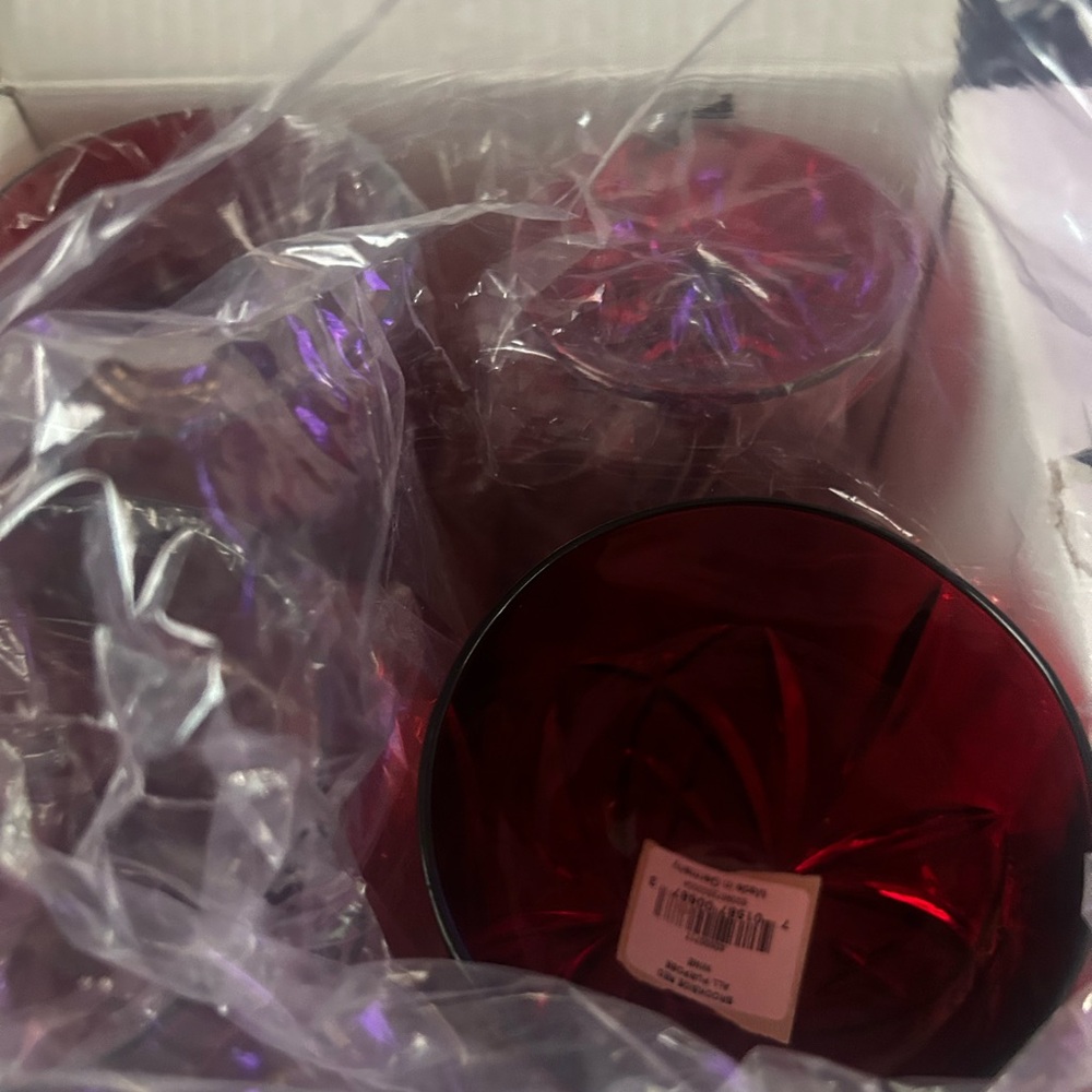 Marquis by Waterford Brookside Red All Purpose Glass Set of 4 - Picture 4 of 7